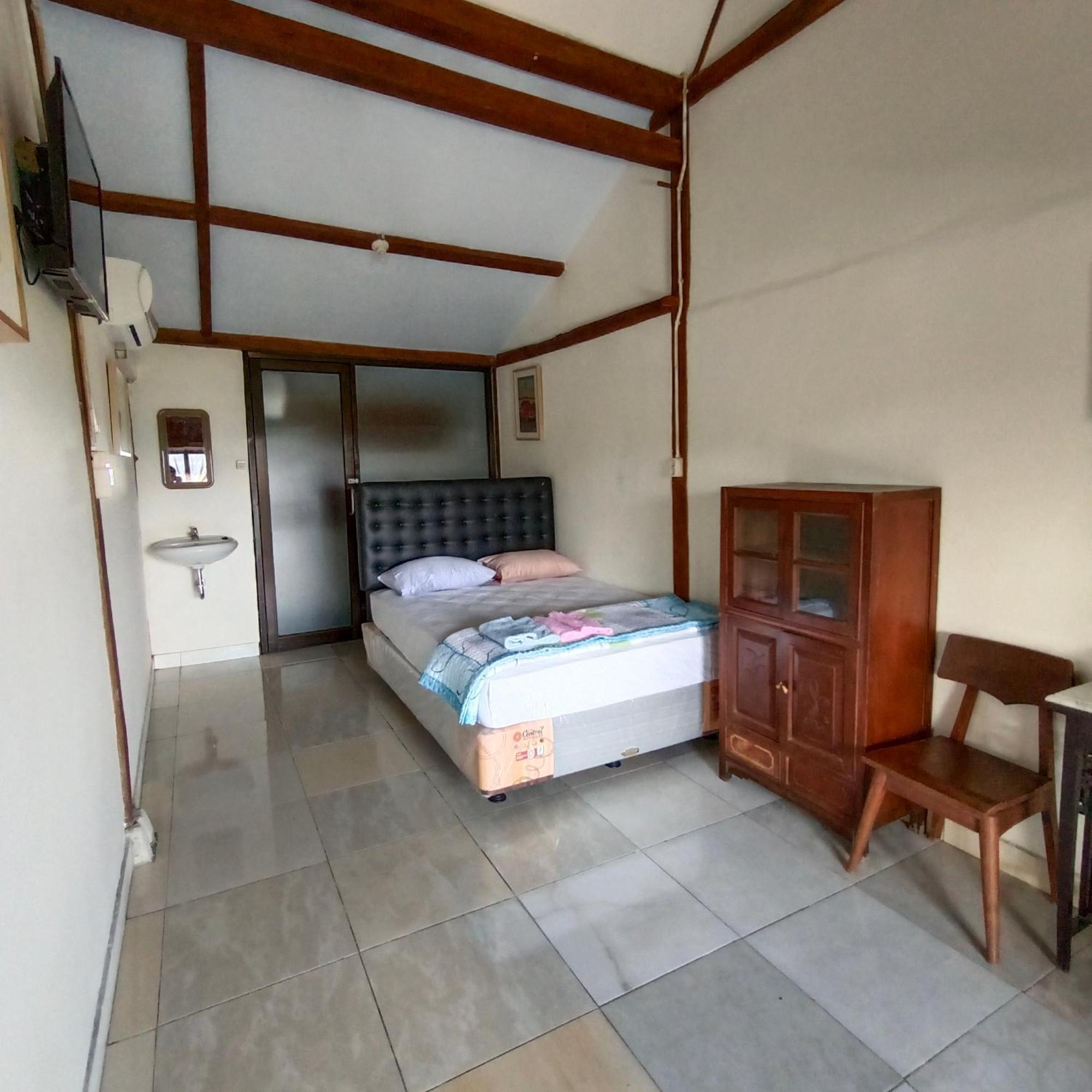 Omah Singo Stay & Resto Yogyakarta Бантул Екстериор снимка